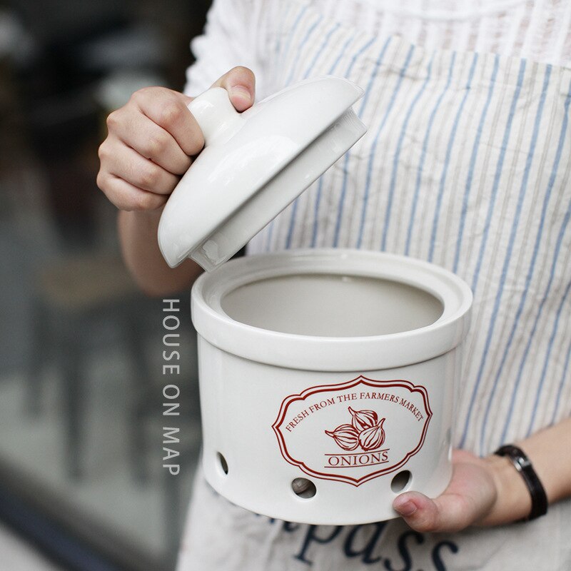 Simple Household Kitchen Ceramic Storage Tank Potato Onion Can Garlic Can Air Storage Tank with Cover: Onion Jar Medium