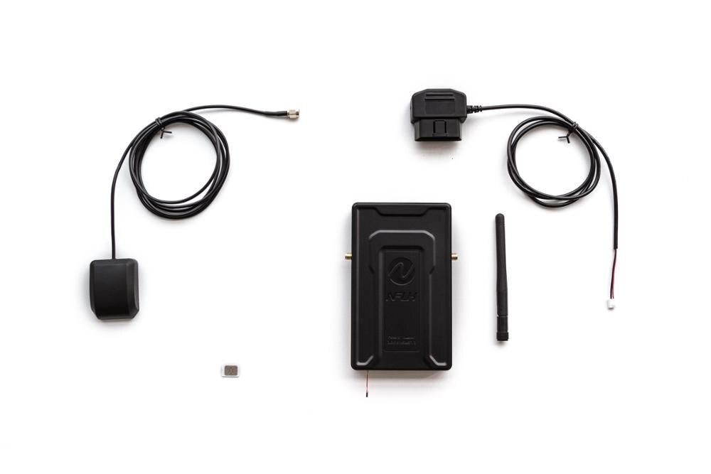 Tomahawk TW9030 GSM Alarm Two way car alarm Mobile phone control car GPS upgrade gsm gps anti-theft system for TW9030