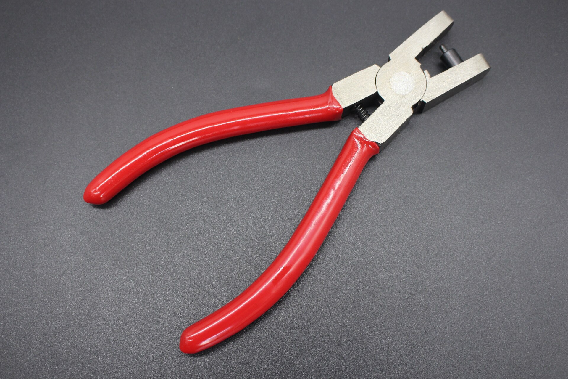 Sewing for Leather and Heavy-Duty Fabrics with Sewing Needles Hole Punch Belt Punch Pvc Card 2mm