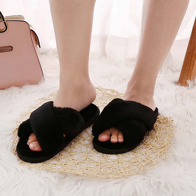 Pantuflas de peluche para el hogar para mujer, zapatos cálidos de invierno para mujer, zapatillas planas deslizantes para mujer, zapatillas de piel sintética 36-41 al por mayor