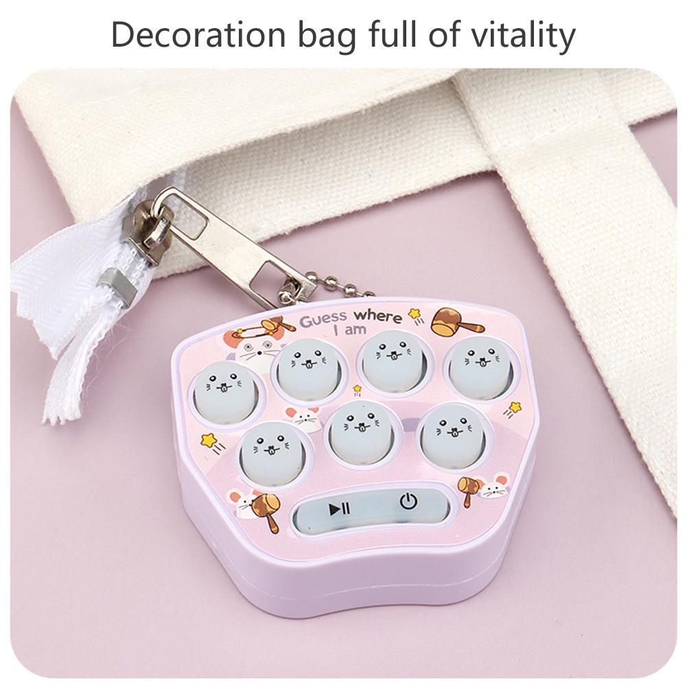1Pc Draagbare Hamster Speelgoed Mini Game Machine Leuke Cartoon Sleutelhanger Kinderen Hit Puzzel Game Memory Denkvermogen Speelgoed