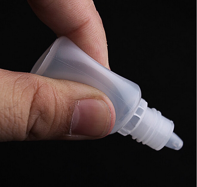 10ml tomme dråpeflasker i plastbeholdere, egnet for løsemidler, lette oljer, maling, essens, øyedråper, saltvann