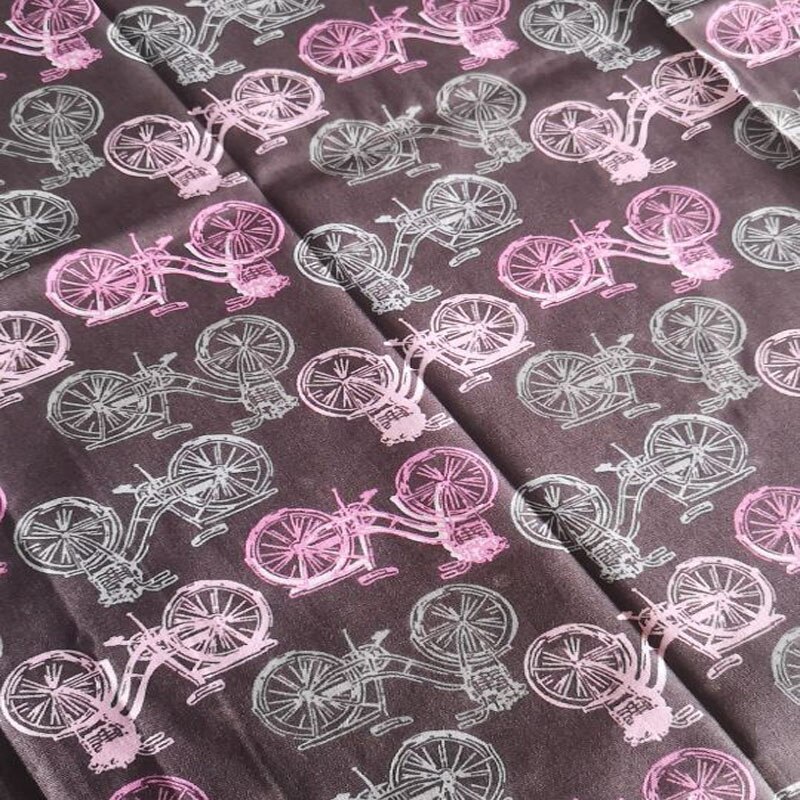50X105Cm Royal Grijs Roze Fiets Gedrukt Katoen Stof Fiets Stof Patchwork Diy Sedwing Apparel Dress Party Thuis decoratie