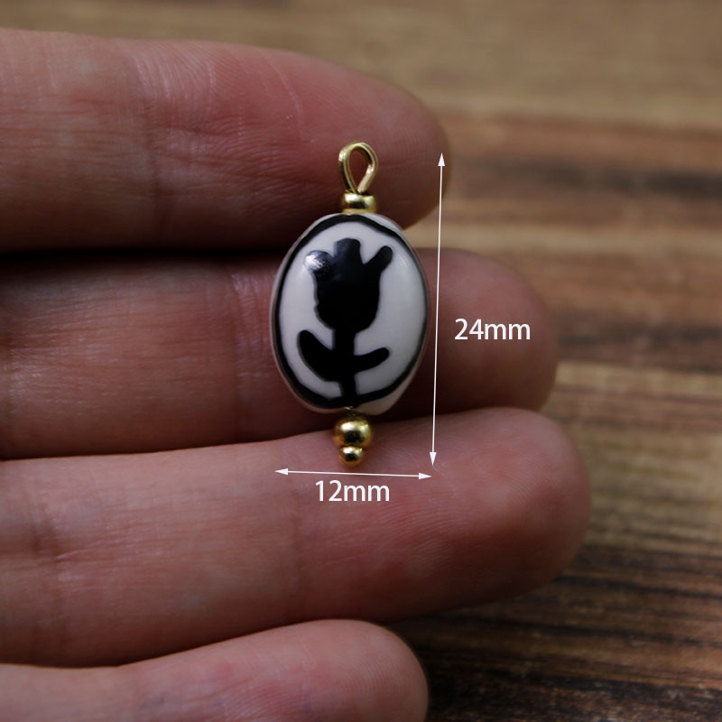 2Pcs/Lot Painted Handmade Ceramic Tulip/Tropical Fish Pendant Beads/Animal Charms/Steel Eye Pin DIY Necklace Earring Accessories: Orange