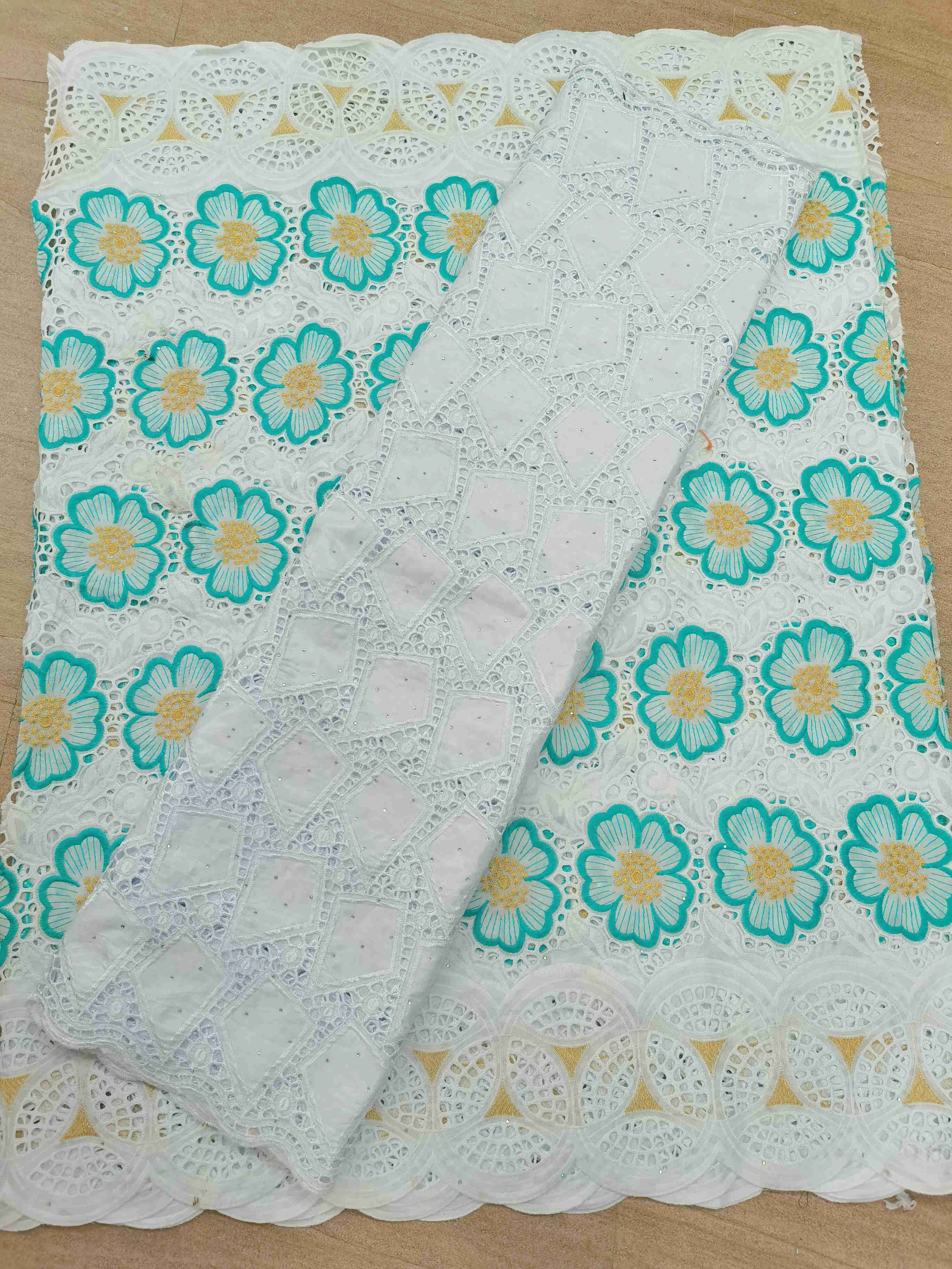 2.5 y tissus en dentelle suisse,  +2.5 y bazin brode riche broderie africaine, 100%  tissus en coton, voile suisse en dentelle populaire de style dubaï: 10