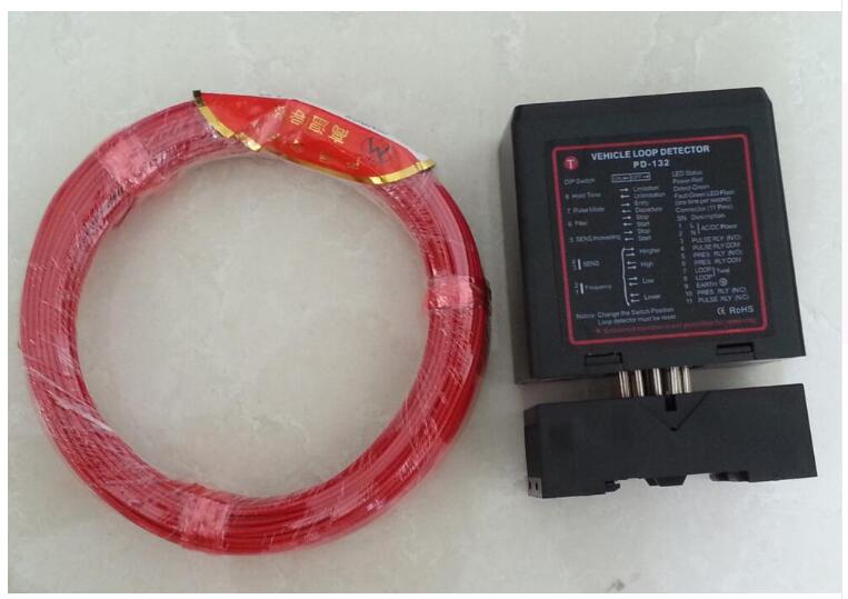 Detector de bucle de doble canal AC110V o 220V con bobina de bucle de 50m de 0,75mm para control de acceso de estacionamiento de coches