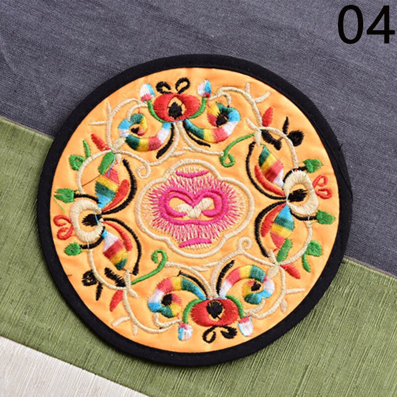 Vintage Etnische Bloemen Theekopje Mat Ronde Moderne Chinese Stof Geborduurde Onderzetters Thuis Duurzaam Isolatie Pads Cup Mat: 04