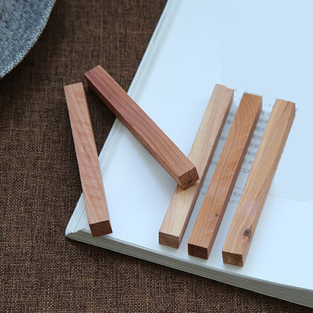 5 Pcs Cedar Wood Blocks Natural Cedar Wood Pest Moth Control for Locker Wardrobe