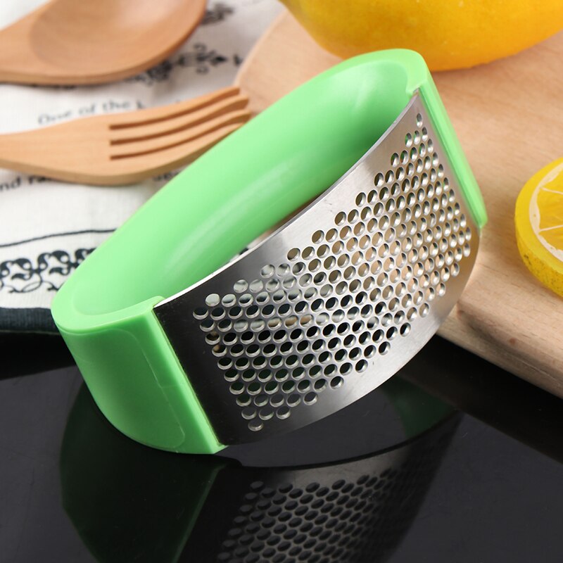 Garlic Press Garlic Peeler Manual Garlic Crusher Chopper Mincer Garlic Cutter Cutting Tools: green
