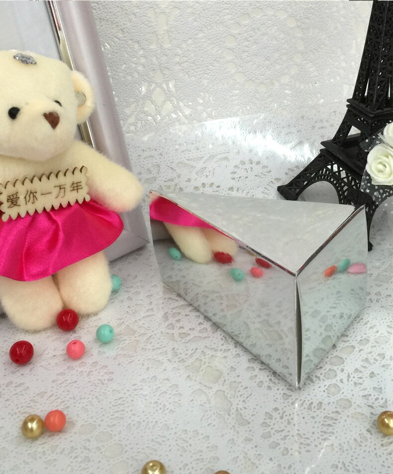 100 stk/lot kakestil trekantet bryllupsgodteriboks bursdagsfest babyshower trekantede sjokoladeesker festfavoritter