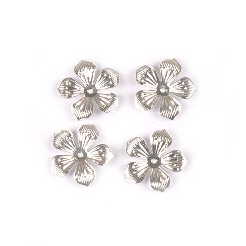 50 Uds. Y flores doradas con filigrana de conectores/Plateadas/bronce, adornos para álbum de recortes DIY, decoración hecha a mano para el hogar, artesanía de Metal Yk0742