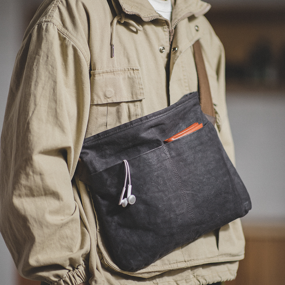 Maden-Bolso de hombro Retro Diagonal para hombre, bolsa de cera de aceite, resistente al desgaste, antiguo, impermeable, ajustable, lona, 16oz