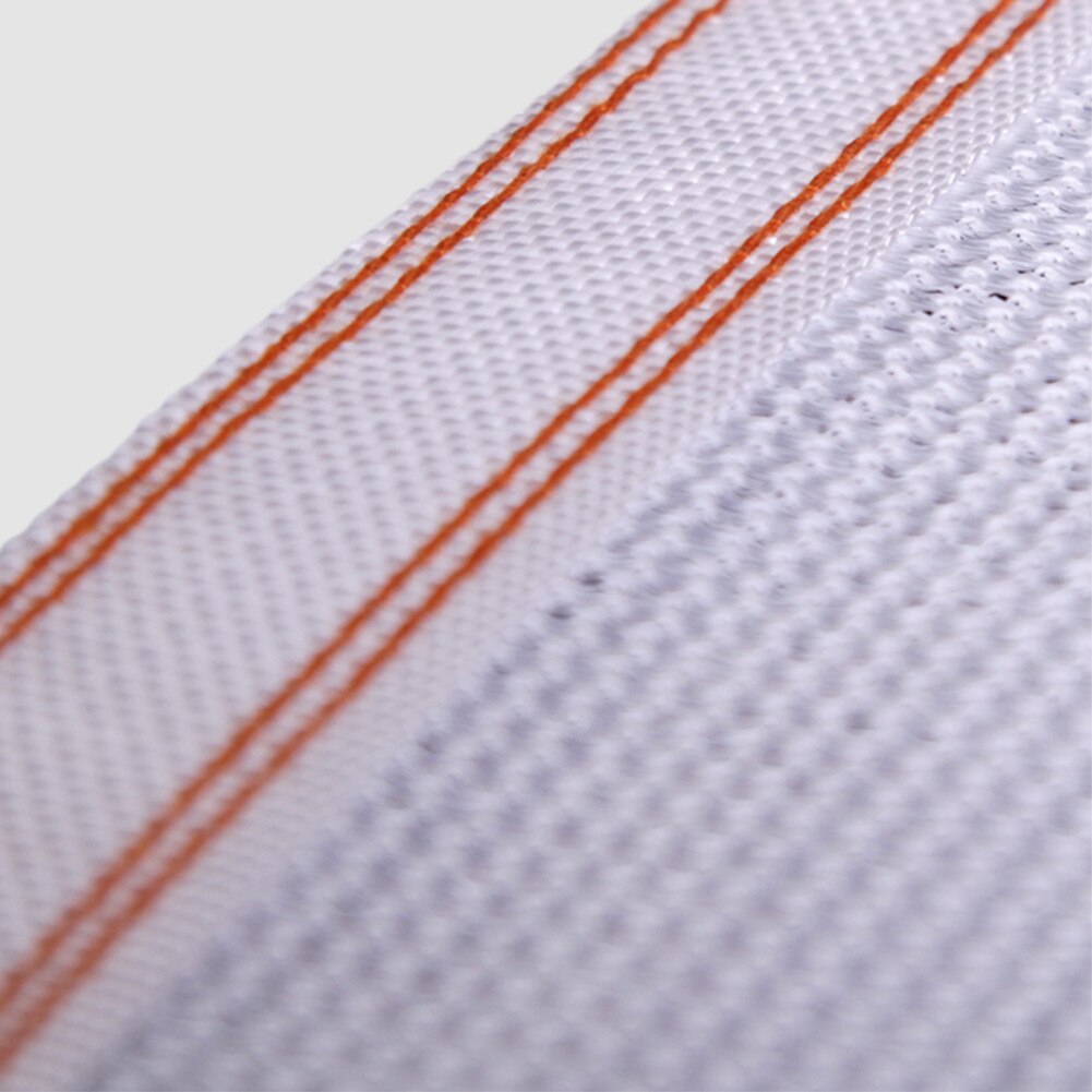 Binnenplaats patio huis tuin planten zonnescherm net schaduwdoeken uv-bestendig buiten ademend privacy scherm hek zonnebrandcrème zomer