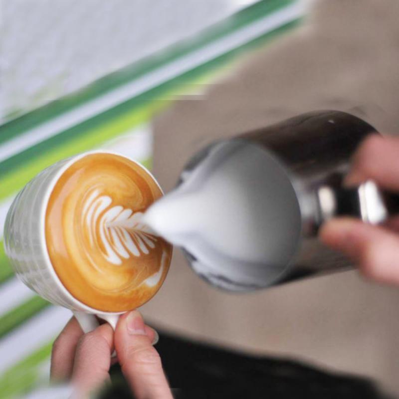 Rostfritt stål mjölkskum kanna skum kanna kasta blomma kaffekopp espresso hantverk öl mjölk kaffebehållare