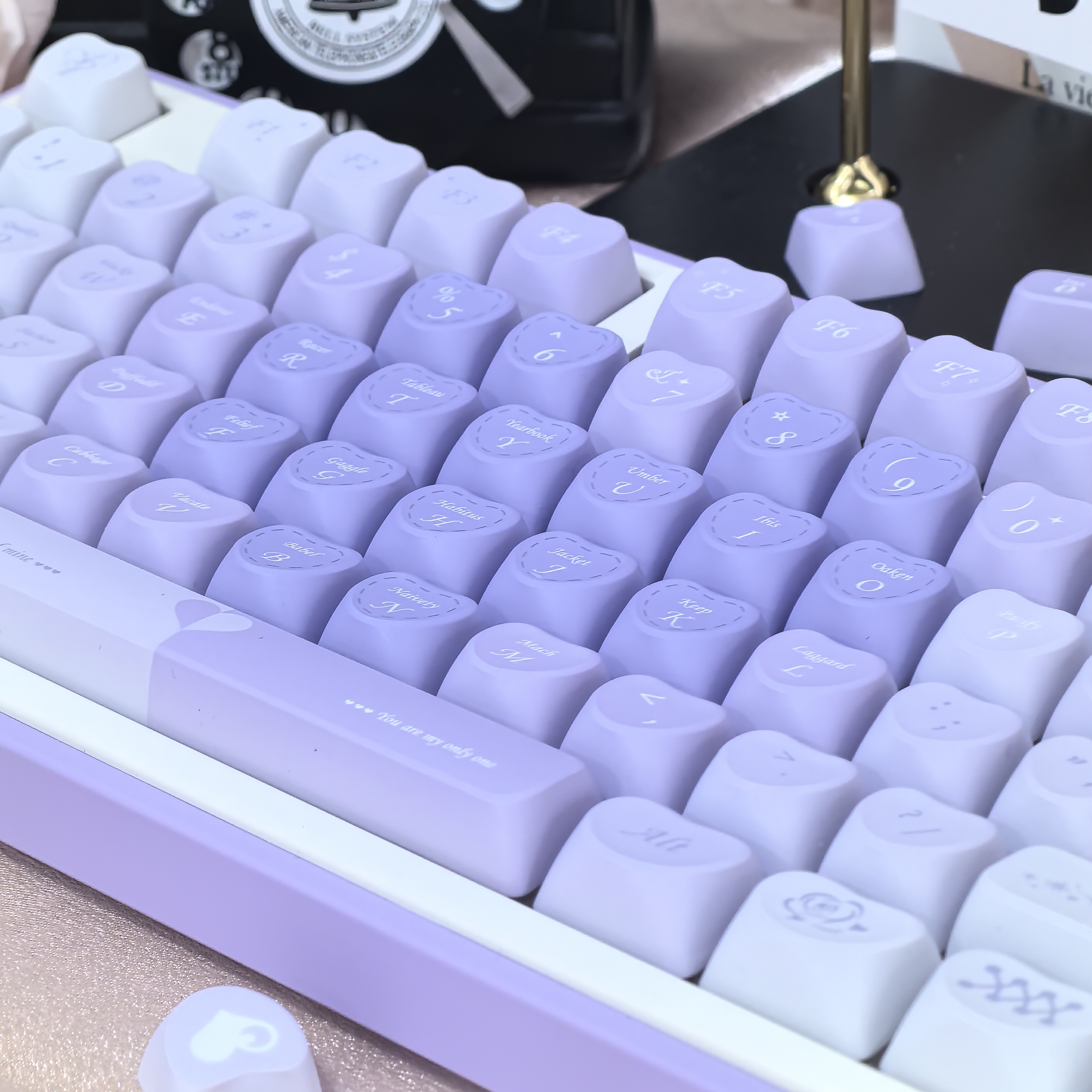 Fioletowe Keycapy Nowa Miłość Kształt Lo PBT Romantyczny Francuski Styl robić Klawiatury Mechanicznej 120 Klawiszy DIY Śliczne Keycapy w Kształcie Serca Prezenty dla Dziewczyn