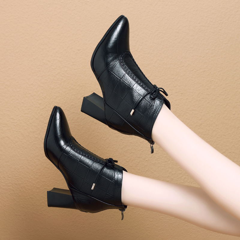 Bottines à talons hauts pour femmes, chaussures chaudes en peluche, bout carré pointu, nœud papillon, fermeture éclair au dos, noir, collection hiver