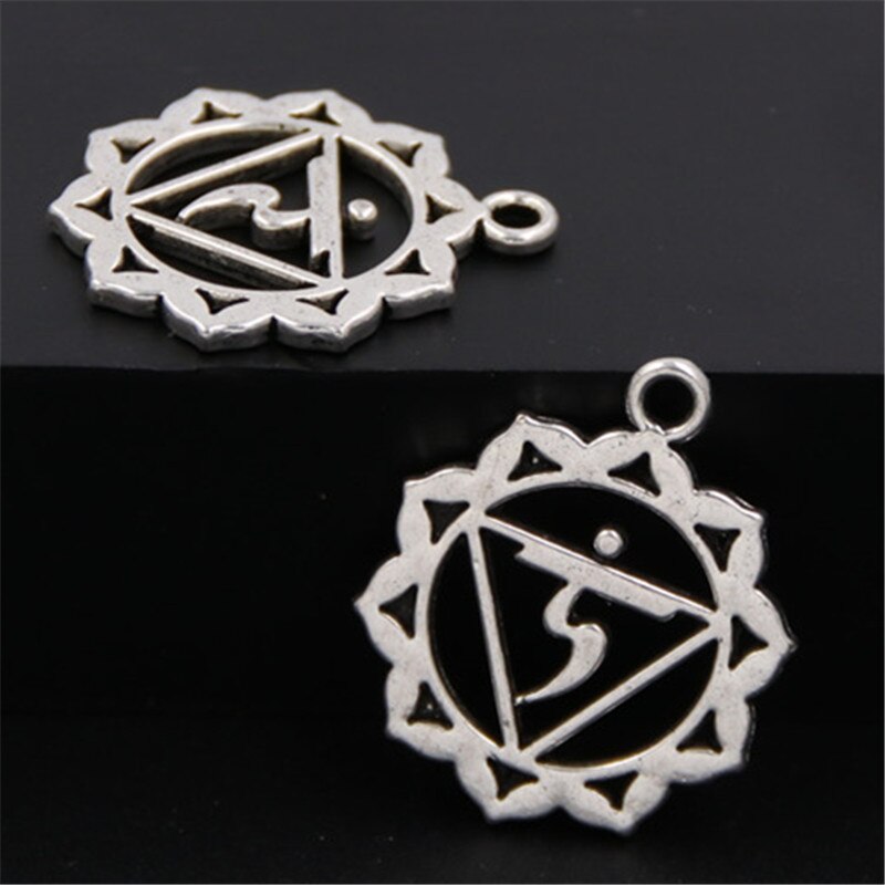 7 abalorios de Color plateado para hacer joyas, colgante de Mandala, Yoga, OM, budista, de Metal, 7 uds.: A473 23x20mm