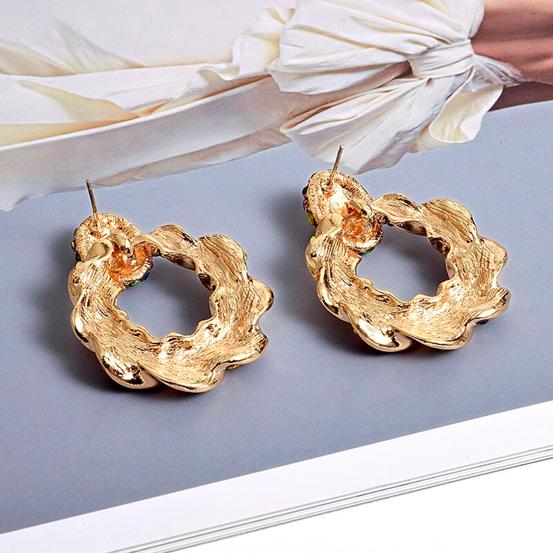 Stil guld metall strass örhängen höga kristaller smycken tillbehör för kvinnor