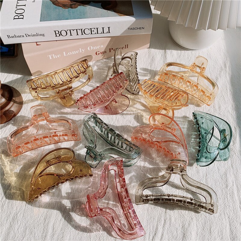 Transparent Love Heart Hair Claws Hair Crab Women Convex Shape Geometric Hairpins Hair Clips Acrylic Barrettes Hair Accessories