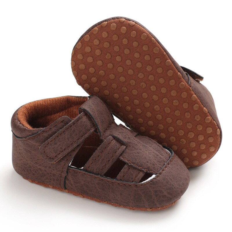 Sommer baby drenge piger hule sandaler blød sål spædbarn krybbe sko baby mokasiner sandaler sko pu læder børn sandaler sko: Brun / 1