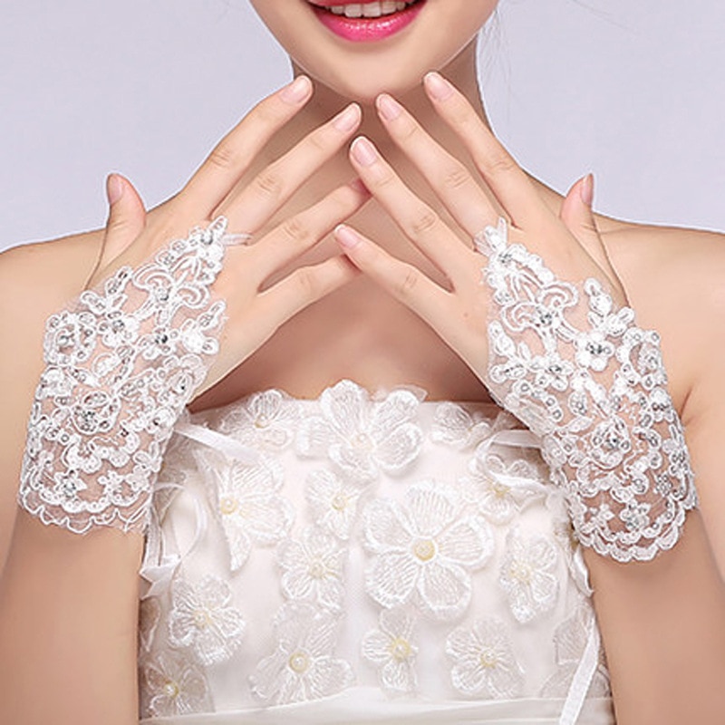 Gants en dentelle blanche, bon marché, gants de mariage avec appliques, paillettes rouges, gants sans doigts pour la mariée, au Crochet
