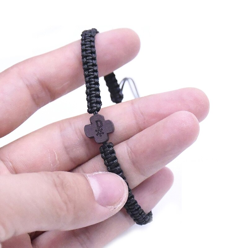 Kristus logo træ kors rosenkrans armbånd justerbar flettet sort reb kæde armbånd til kvinder religiøse kristne smykker