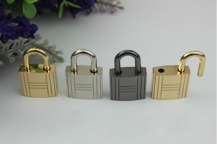 10 stks/partij Bagage hardware accessoires lente lock hang handelen de rol ofing decoratie de hangslot embossing apparaat kleine sloten