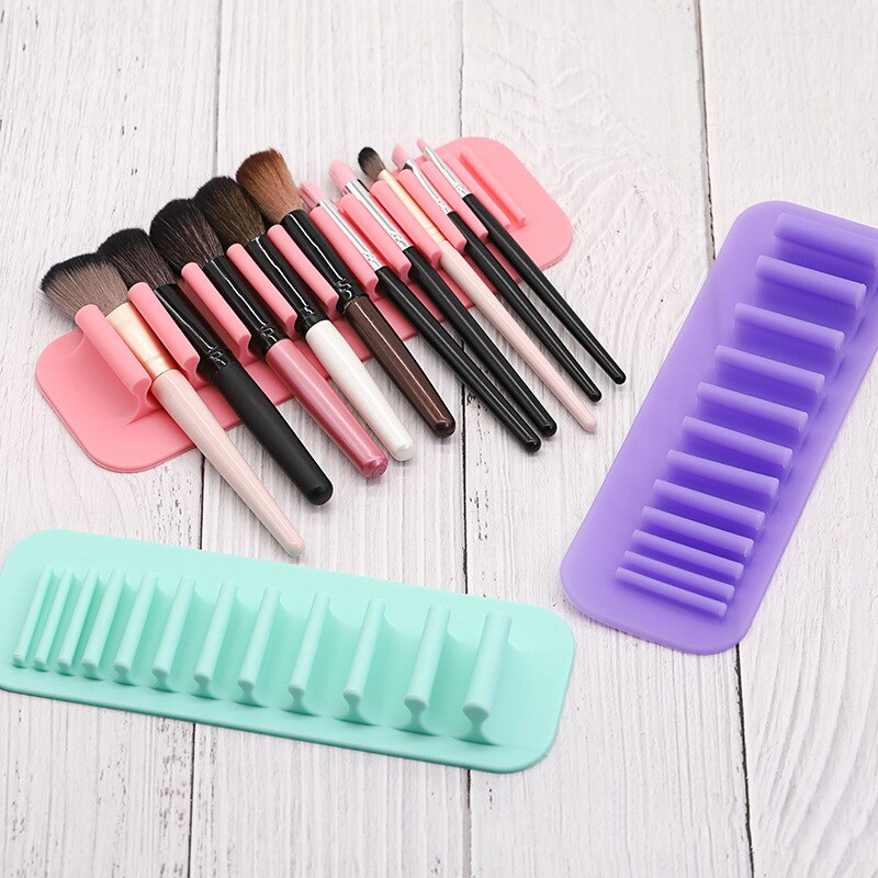 Silicone Makeup Brush Holder Wall-Mounted Soft Durable Reusable Convenient Easy Operation Suit for Bathroom Bedroom G10