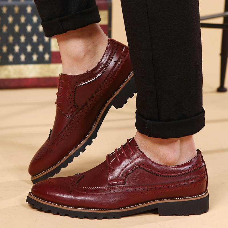 Män & #39 ;s klänning skor brogue blommönster herr formella skor läder lyxiga bröllopsskor rödvin herr oxford plus storlek 45