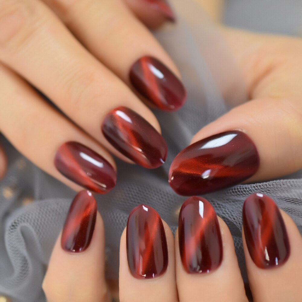 Rode Kat Ogen Nep Nagels Prachtige Uv Gel Nagels Craft Dikke Nail Art Tips Pre-Ontwerpen Herbruikbare Dames Vingernagels met Lijm