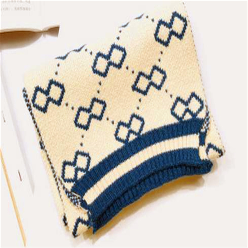 Han edition hair scarf knitting yarn color matching MAO qiu han edition in the fall and winter of double-sided baby bib 7589