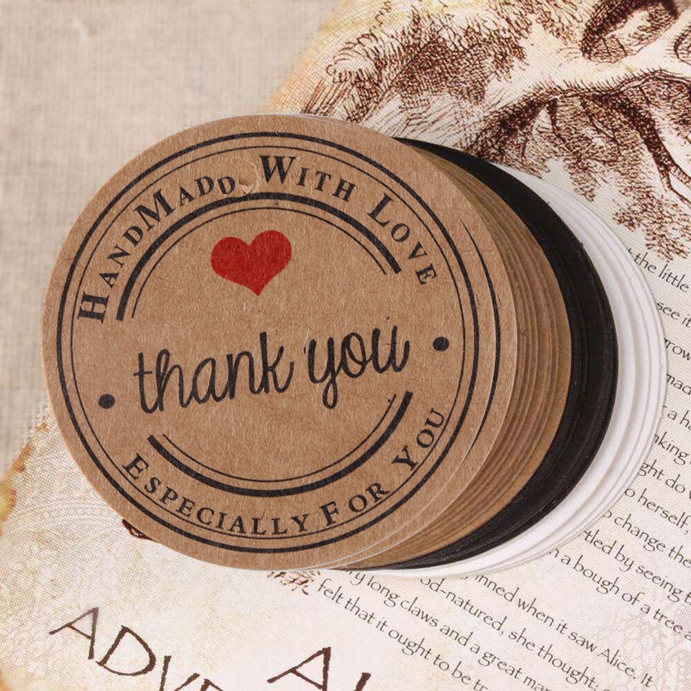 100 stuks rode hartvormige lege hanglabels in de vorm van een ronde kraftpapieren kaart, bruiloftsfeestpakket, benodigdheden voor decoratieve accessoires