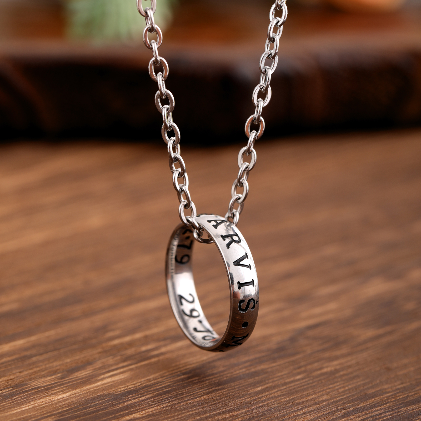 Vintage jewelry Engraved Ring Uncharted 4 Drake Ring Stainless steel engraved ring pendant: Imitation Rhodium Plated