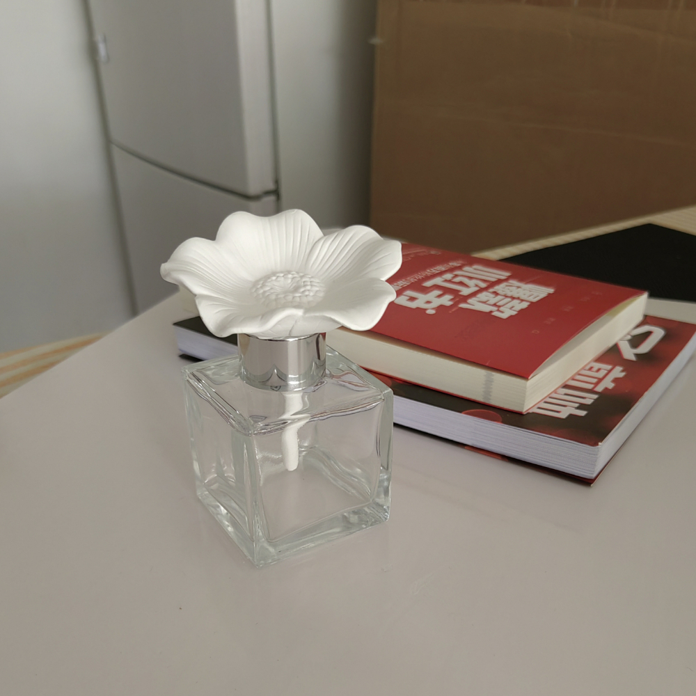 Diffuseur de fleurs en céramique fabriqué à la main, décor de parfum de maison, diffuseur d'aromathérapie pour bureau, chambre à coucher et toilettes