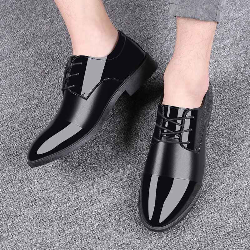 Mazefeng zapatos italianos negros formales hombres mocasines Zapatos de vestir de boda hombres zapatos Oxford de charol para hombres Hommes puntiagudos