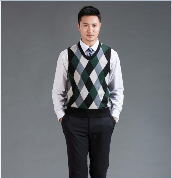 Mens Autumn Argyle Sleeveless Sweater V Neck Man Woo Clothes Knit Vest