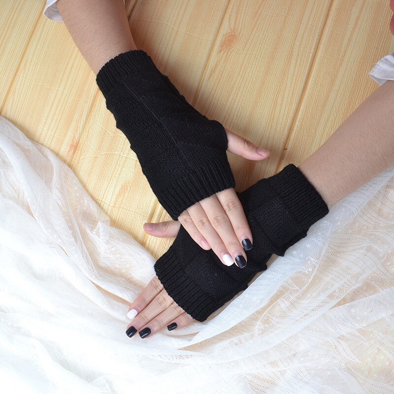 Autumn Winter Arm Cover Women Soft Crochet Knitted Arm Sleeve Solid Color Half Finger Gloves Outdoors Warm Mittens: Black