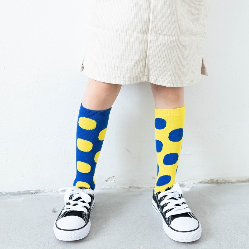 Otoño Invierno niños Unisex Polka Dot rodilla calcetines para niños chicas chico bebé de fluorescencia medias de puntos de la rodilla-calcetín alto 3-12T