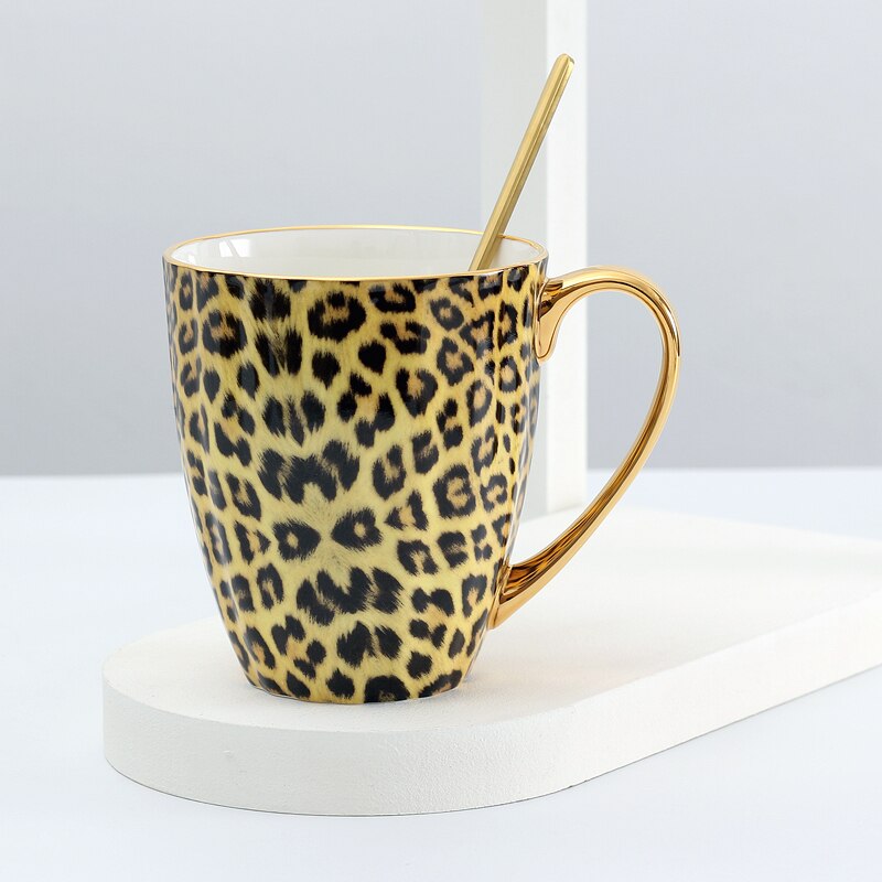 Porzellan Kaffee Tasse und Kaffee Tasse Erzähler einstellen Knochen China Geschirr Getränk Leopard drucken Luxus Steak Geschirr: Kaffee Tassen