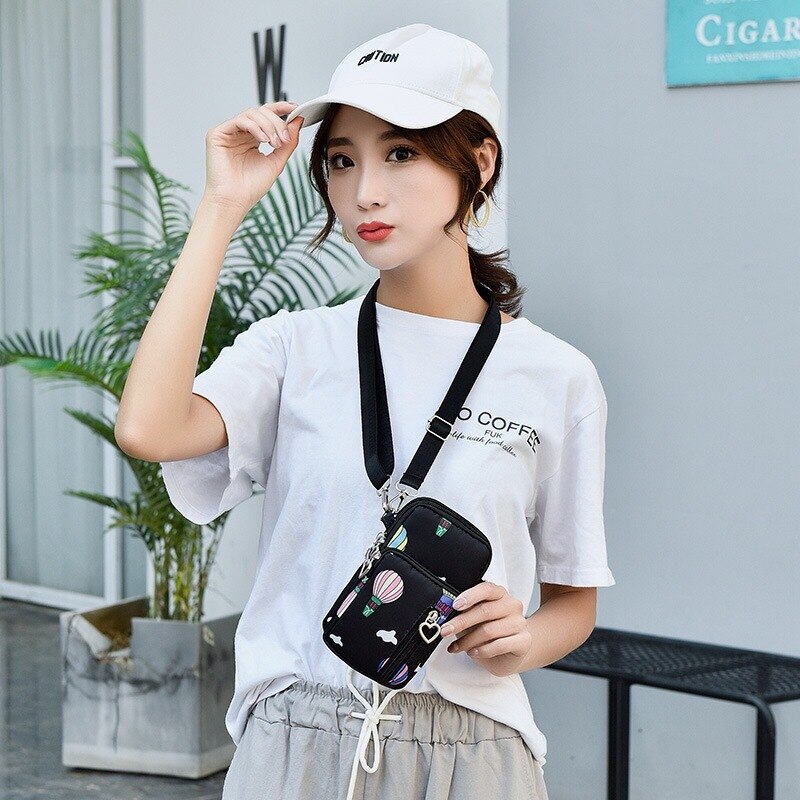 Mobile Phone Pouch for iPhone X XR XS 7 8 6 6s Plus Wrist Bag for iPhone 11 Pro Max Ladies Girl Shoulder Small Bags Case
