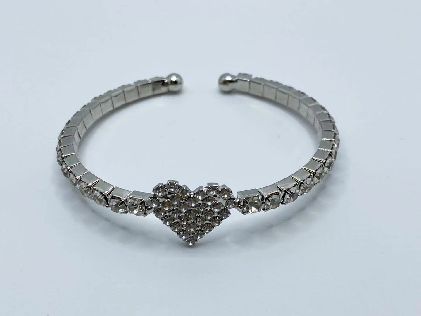 Simple and exquisite love couple bracelet elastic heart bracelet popular ladies rose gold bracelet lover: Silver Plated