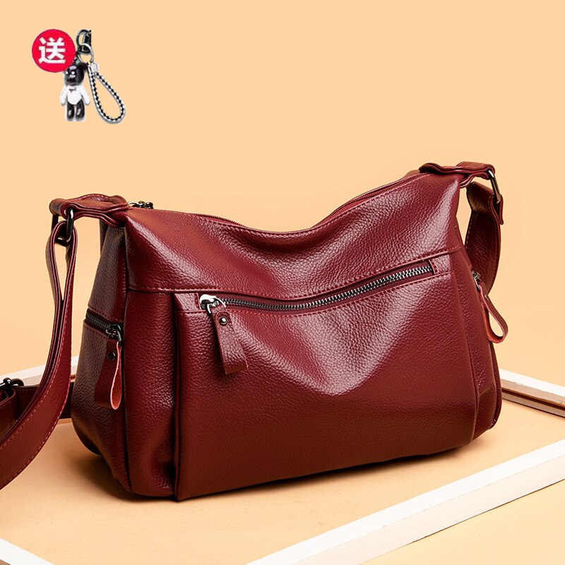 Koreaanse Leisure Een Schouder Messenger Bag Voor Vrouwen Zachte Lederen Tas Voor Middelbare Leeftijd En Oude Vrouwen: Wine Red Bear Pendan