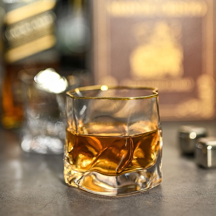 Whisky Wine Glass Cup Nordic Twisted Transparent Spirit Shot Glass Kitchen Drinkware Bar Cocktail Drinking Glasses: Phnom Penh cup