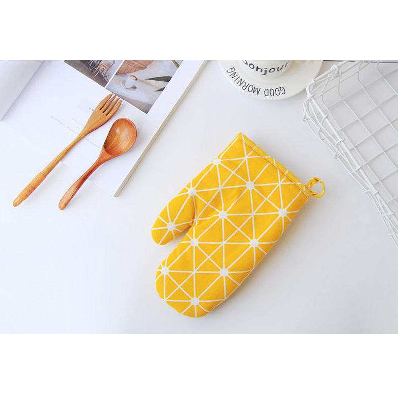 1 Piece Cute Non-slip Yellow Gray Cotton Nordic Kitchen Cooking Microwave Gloves Baking BBQ Potholders Oven Mitts: Blue