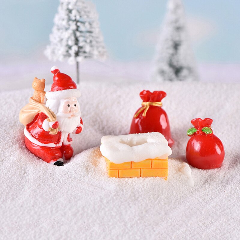 Mini Resin Christmas Decoration Santa Claus Snowman Tree Micro Landscape Model DIY Miniature Garden Figurines Home Decoration