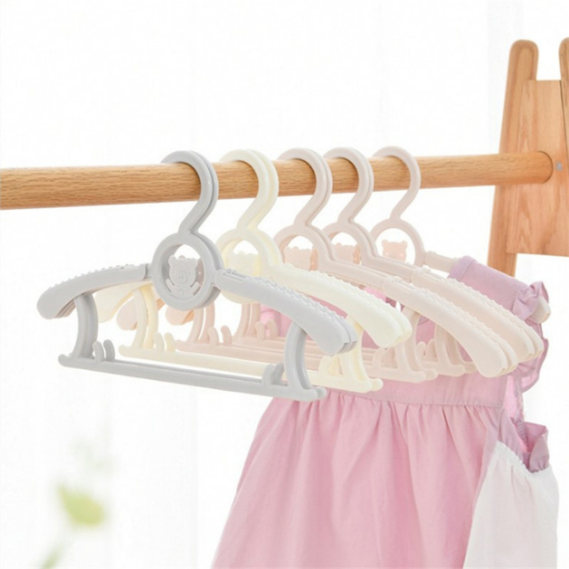 Durable Baby Clothes Hangers Telescopic Clothes Cute Cartoon Children's Hangers Kid Clothes Racks Baby Plastic Hanger