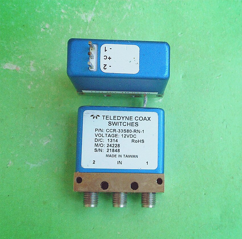TELEDYNE CCR-33S80-RN-1 12V DC-18GHz One in Two SMA RF Coaxial Switch