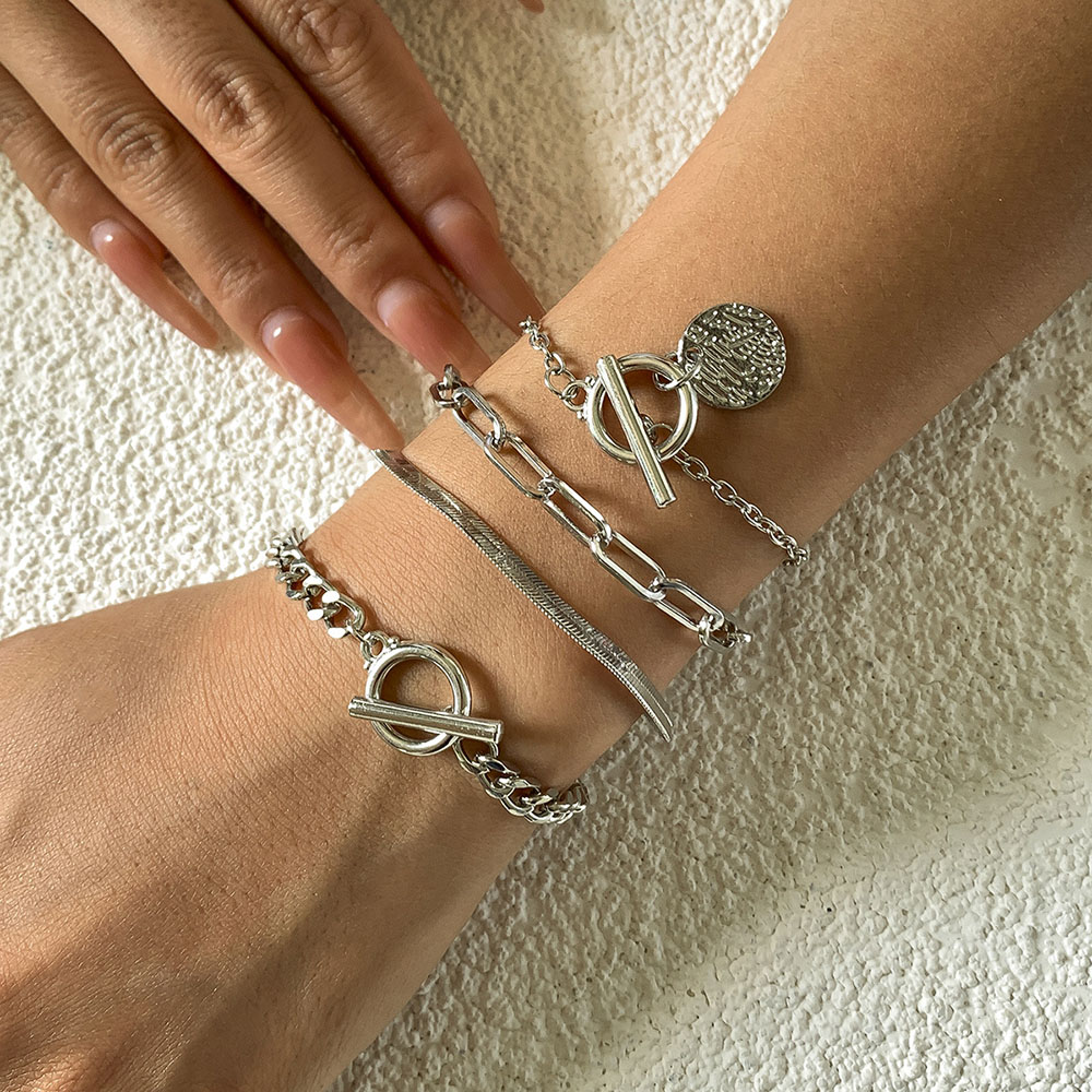 Pulsera ajustable geométrica multicapa bohemia para mujer, cadena de serpiente plana a la Punk, conjunto de pulseras de Metal huecas, de joyería para niña