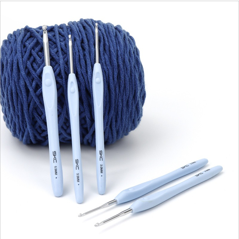 Ganchos de ganchillo de vástago suave azul, Kit de Material de tejer hecho a mano, accesorios, herramienta, ganchos para sombrero de lana, agujas, gancho de ganchillo de aluminio TPR