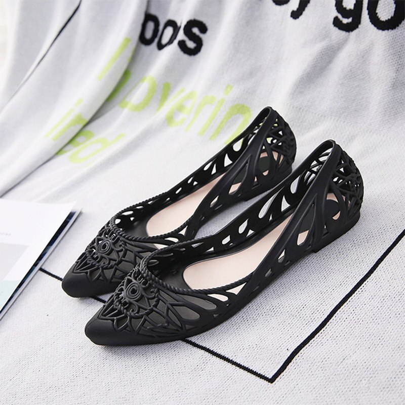 MCCKLE été femmes sandales PVC chaussures plates décontractées femme évider bout pointu sans lacet confort dames chaussures de gelée femme peu profondes: Black / 6